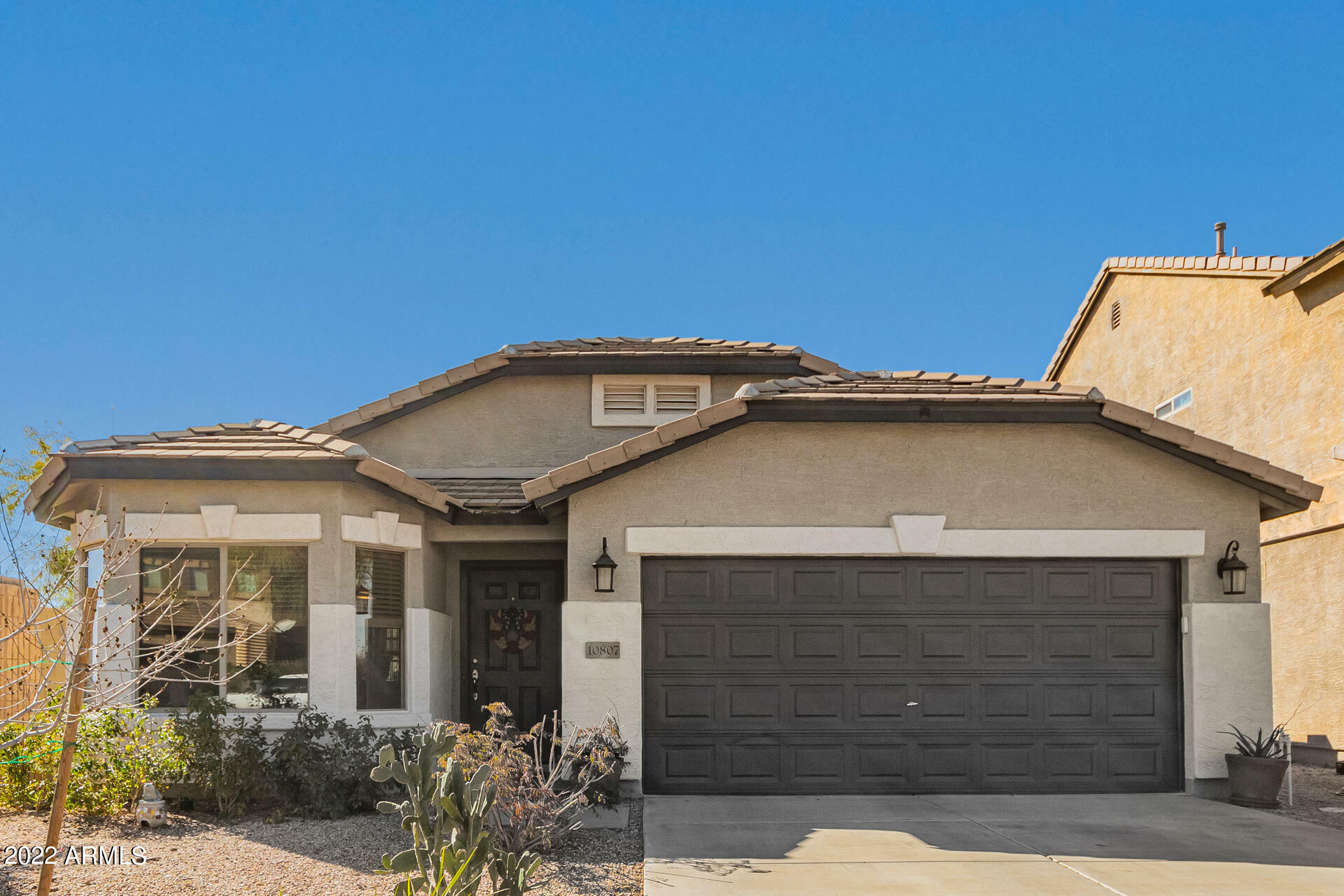 Property Photo: 10807 E Wallflower Lane AZ 85132