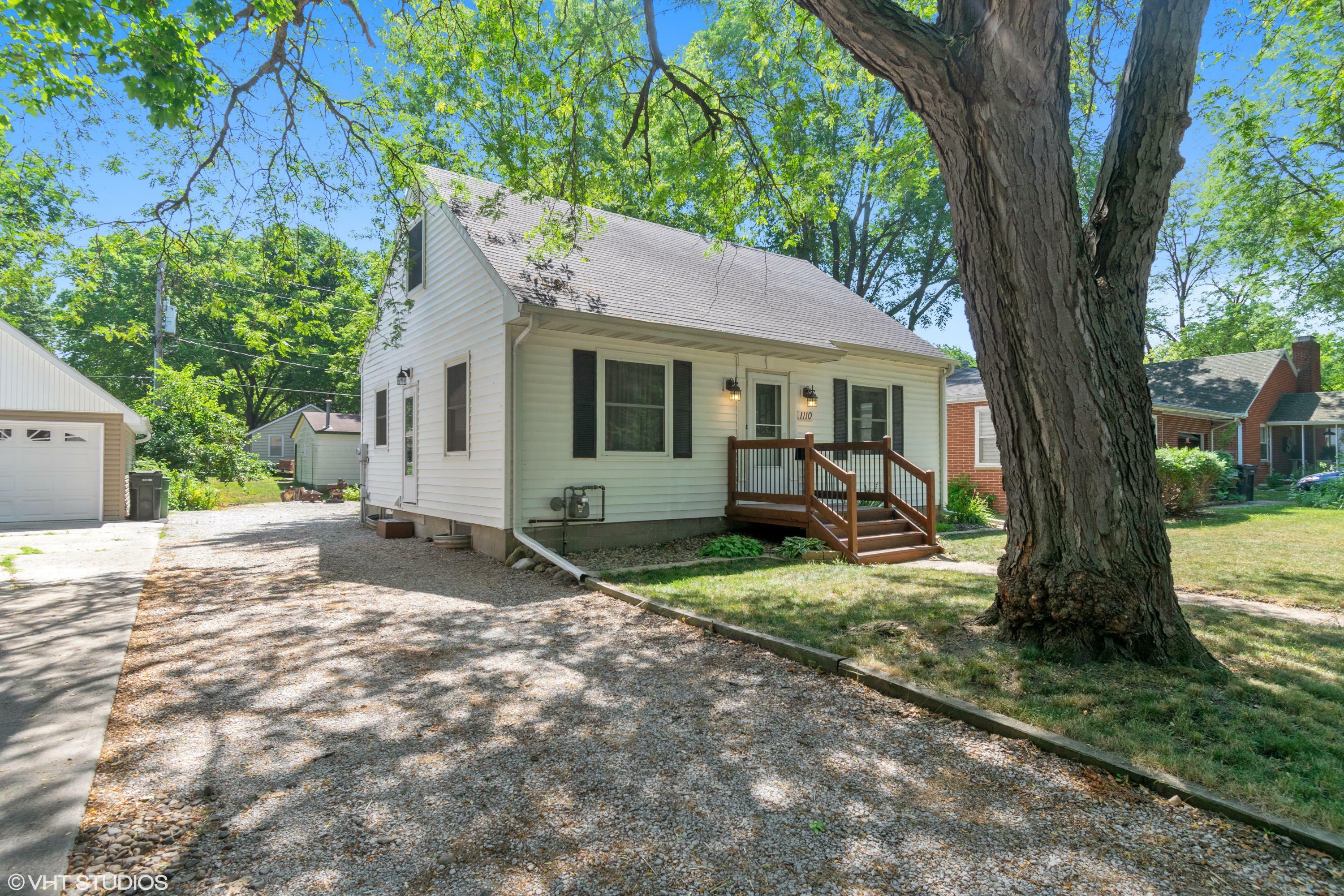 Property Photo:  1110 Stafford Avenue  IA 50010 