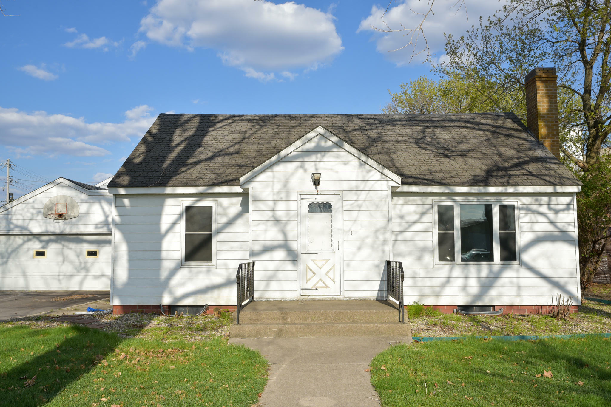 Property Photo:  1518 Desota Street  IA 50075 