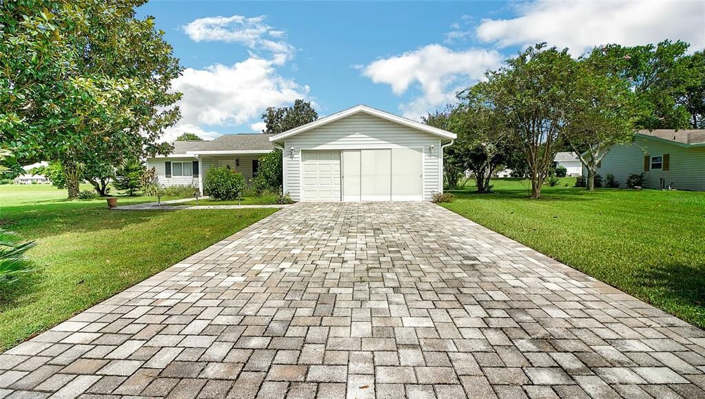 Property Photo:  10559 SE 178th Street  FL 34491 