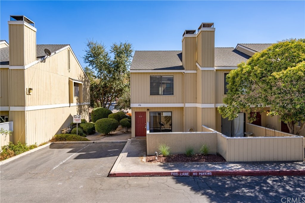 Property Photo:  3750 El Camino Real F3  CA 93422 