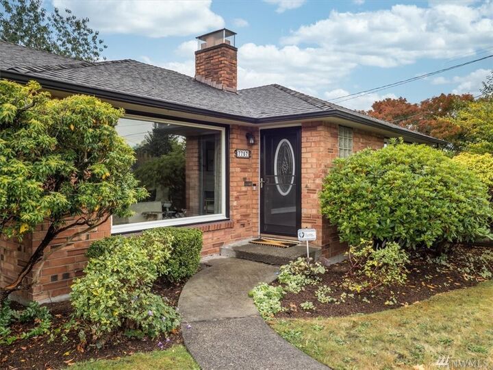 Property Photo: 7757 21st Ave NW WA 98117
