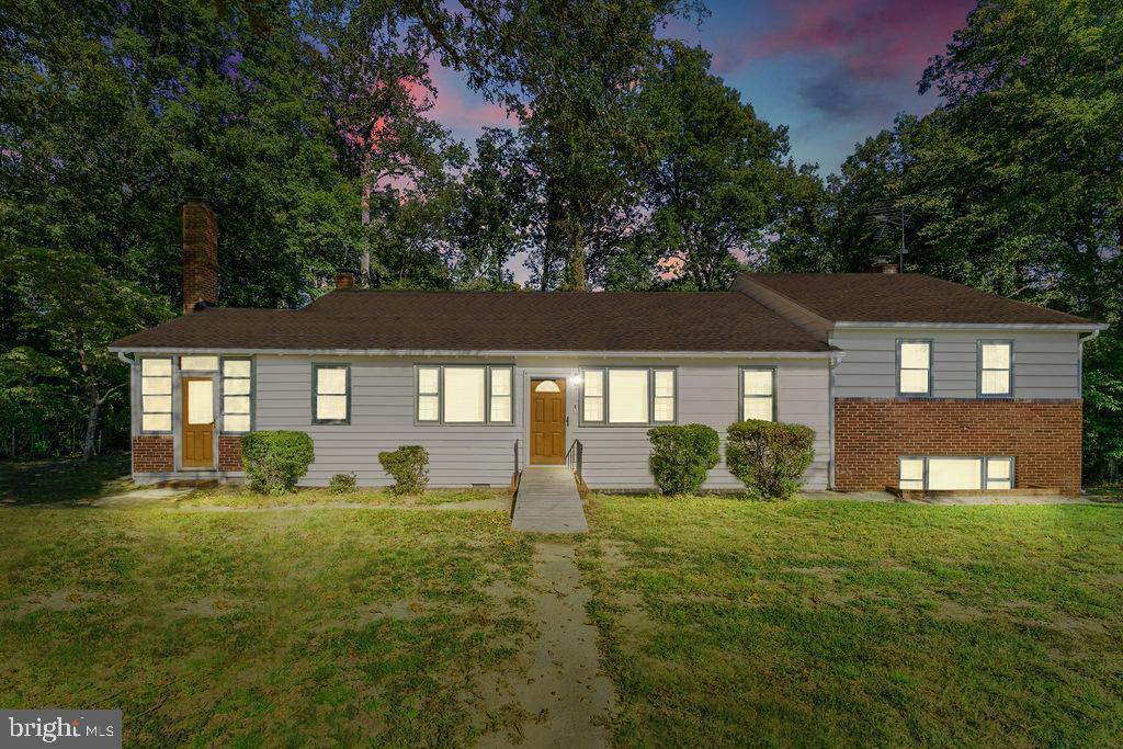 Property Photo:  12848 Newtown Road  VA 23126 