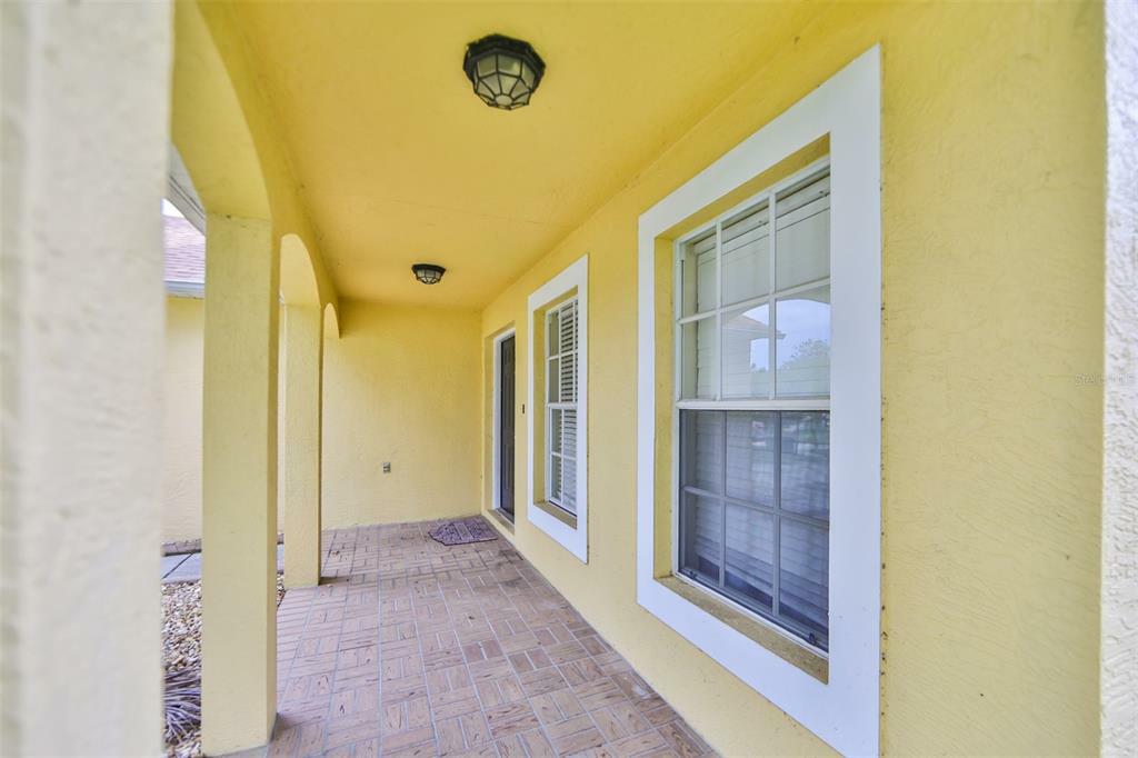 Property Photo:  9354 Hidden Water Circle  FL 33578 