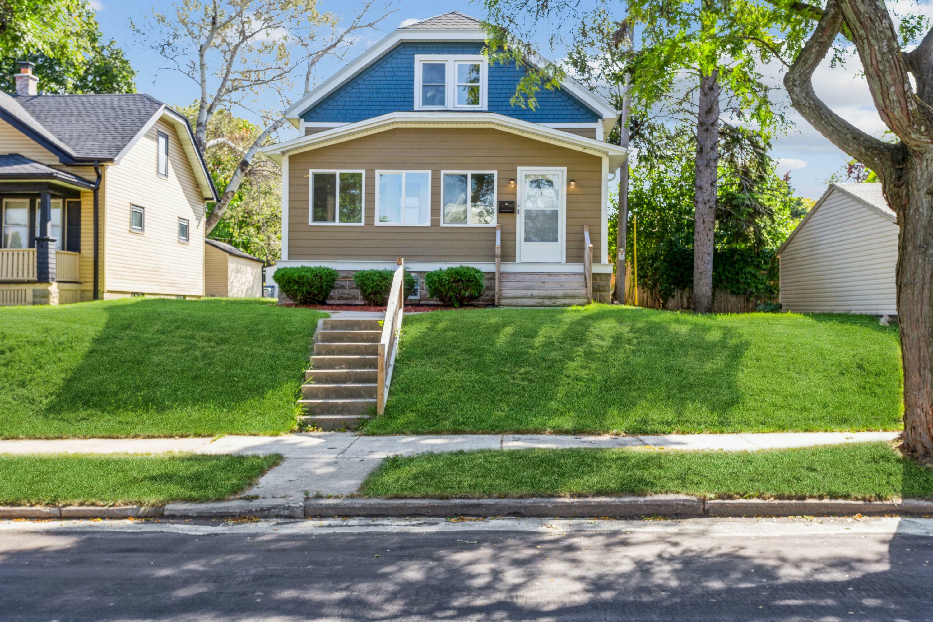 Property Photo: 4631 W Townsend St WI 53216