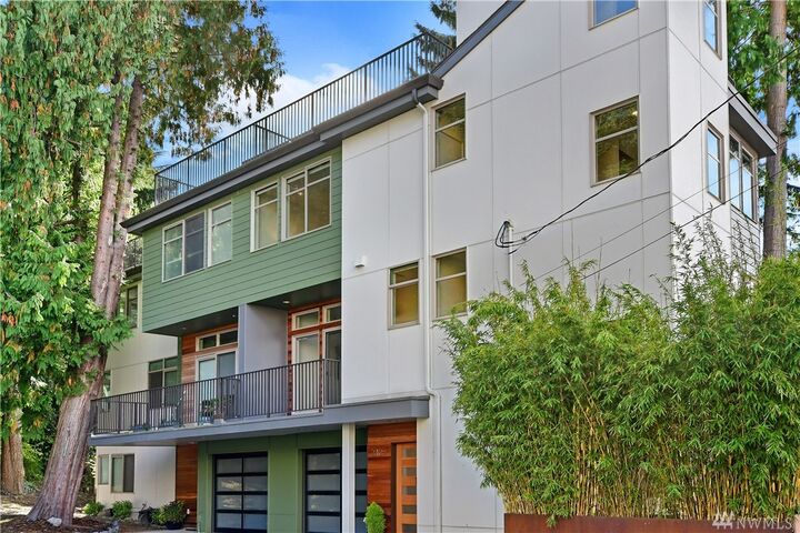 2429 54th Place SW  Seattle WA 98116 photo