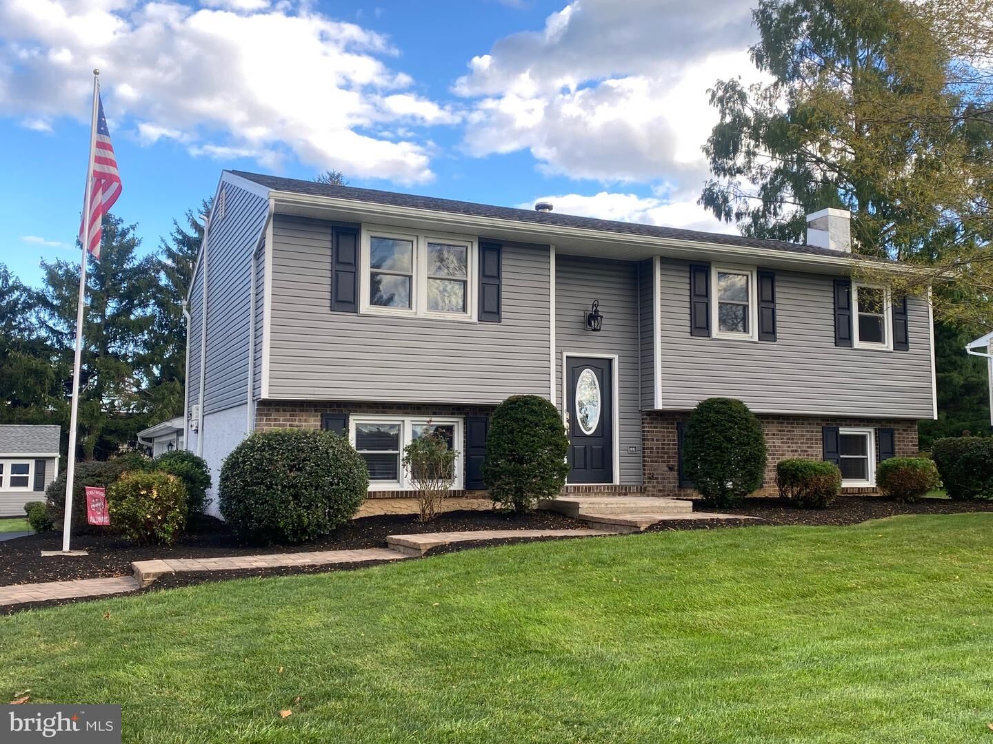 Property Photo:  502 Walnuttown Road  PA 19522 