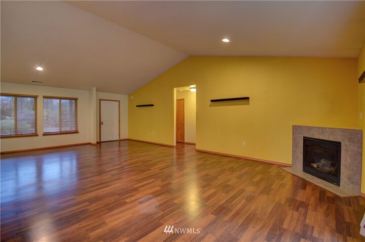 Property Photo:  51 E Skylark Court  WA 98524 