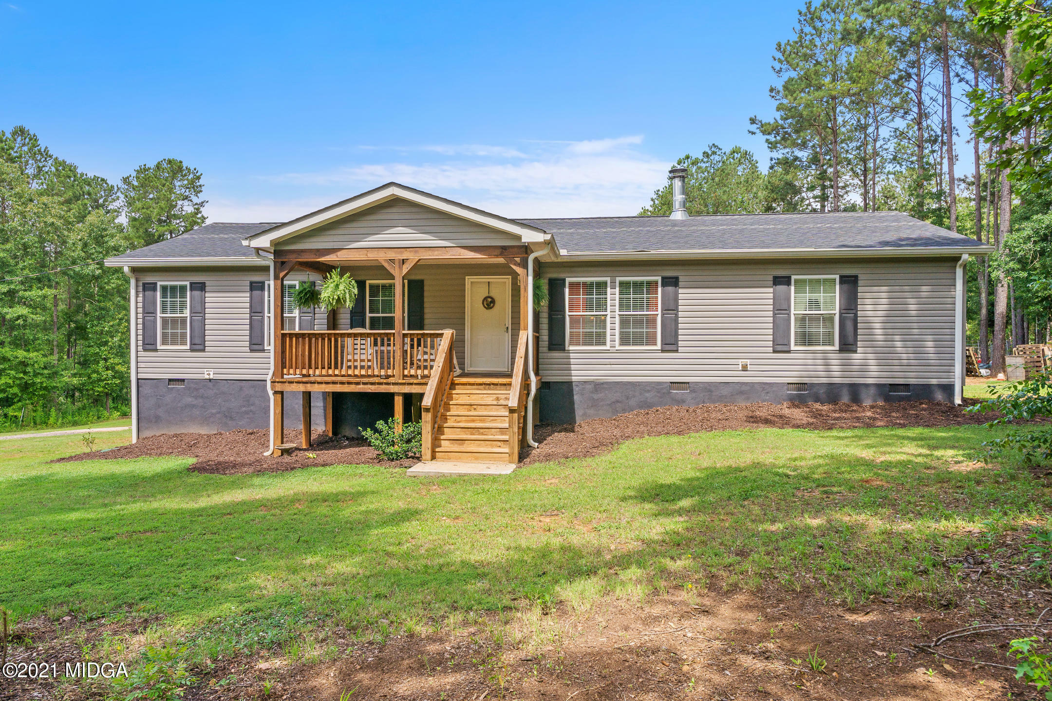 Property Photo:  336 S Singley Drive  GA 30248 