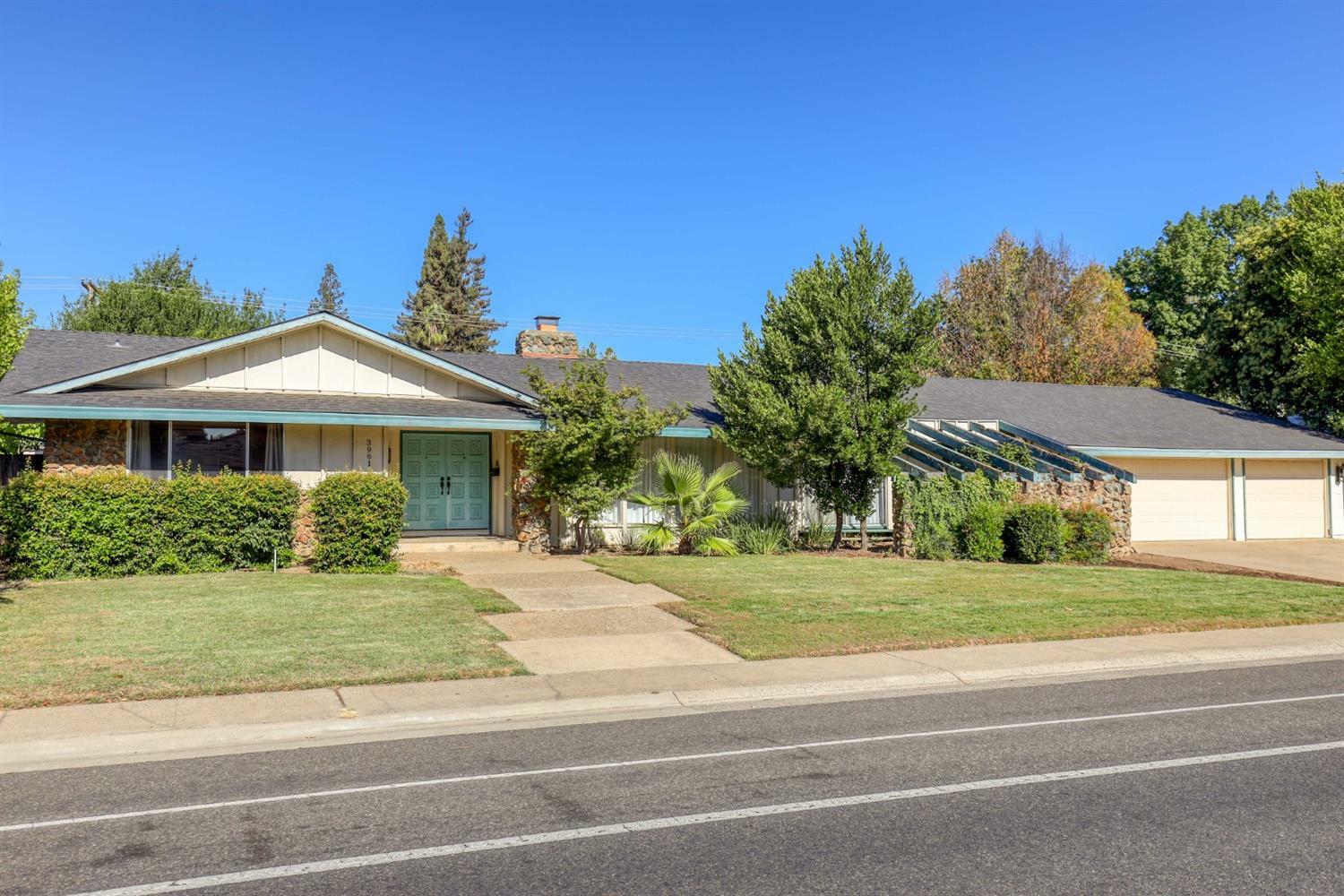 3961 American River Drive  Sacramento CA 95864 photo