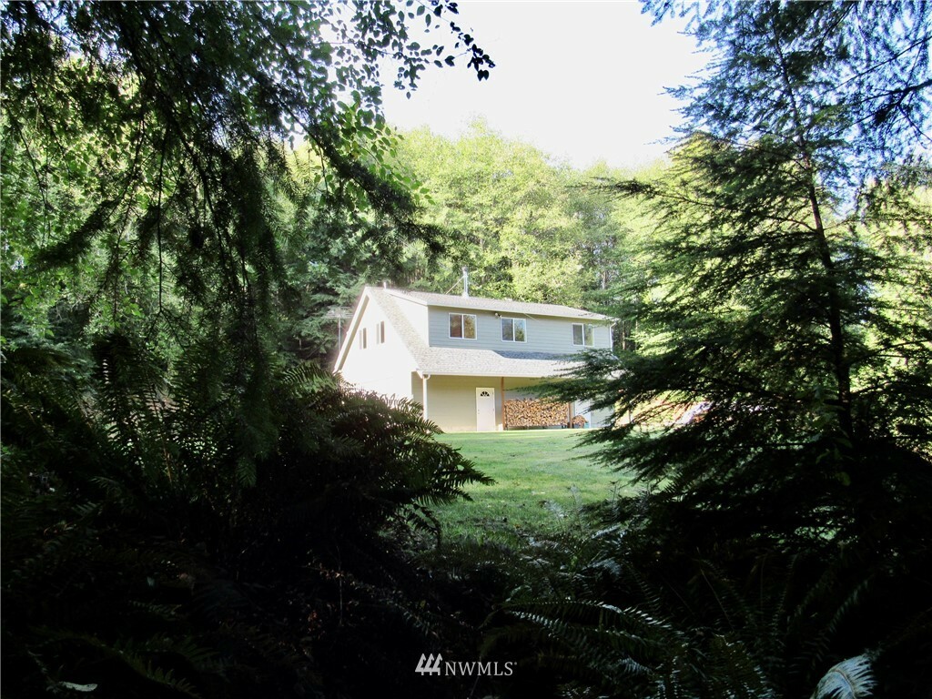 Property Photo: 465 Stella Road WA 98632