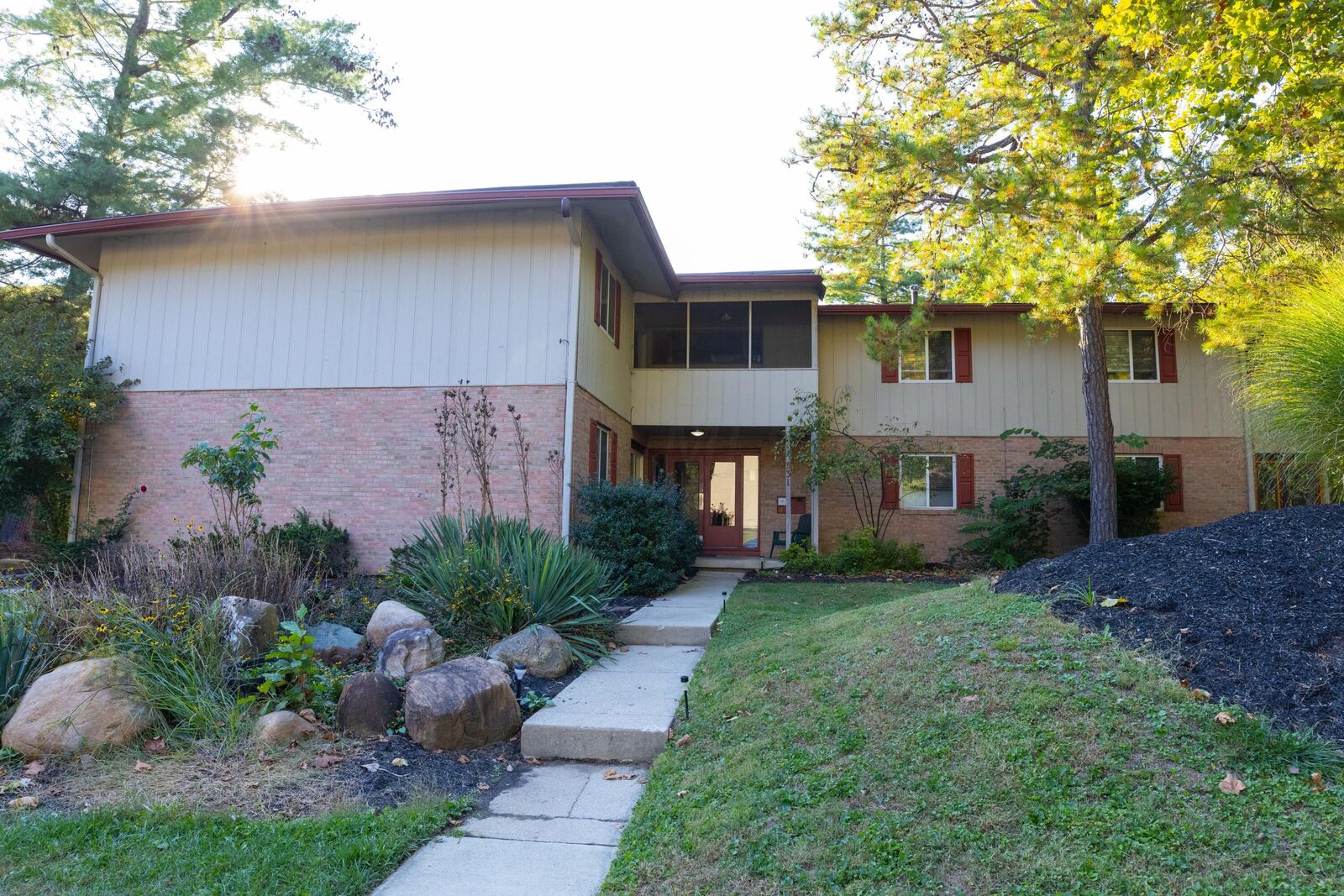 Property Photo:  331 Fenway Road  OH 43214 