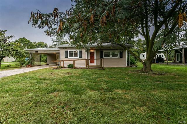 Property Photo: 111 Sunset 62010