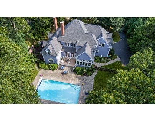 Property Photo:  19 Wenlock Cir  MA 02356 