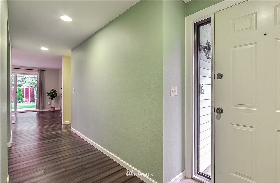 Property Photo: 9809 Wildwood Avenue SW WA 98498