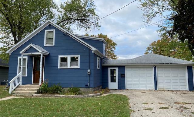 Property Photo:  1305 16th St  WI 53520 