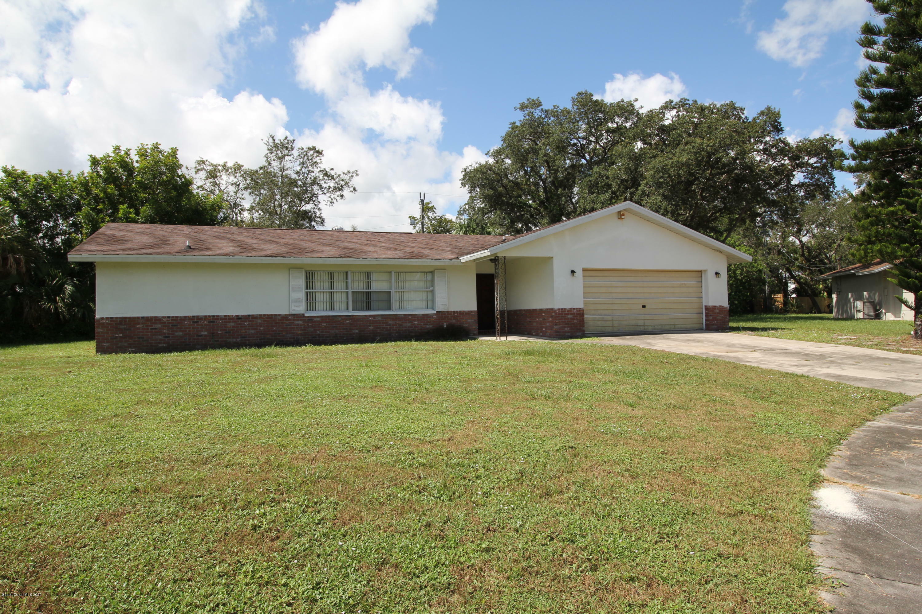 Property Photo:  2818 Cameron Street  FL 32901 