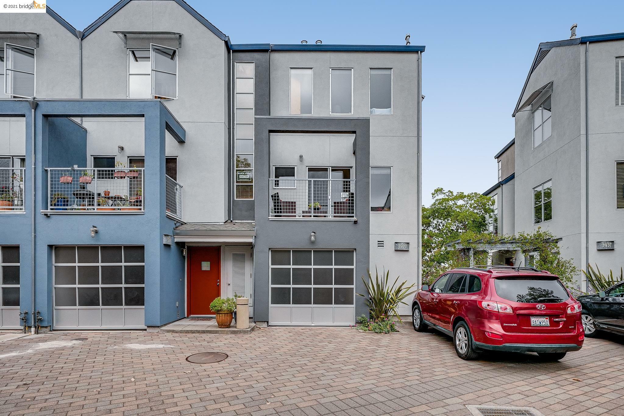 Property Photo: 3933 Cerrito Ave. CA 94611-5679