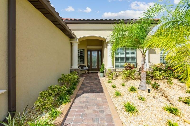 Property Photo:  20386 Passagio Drive  FL 34293 