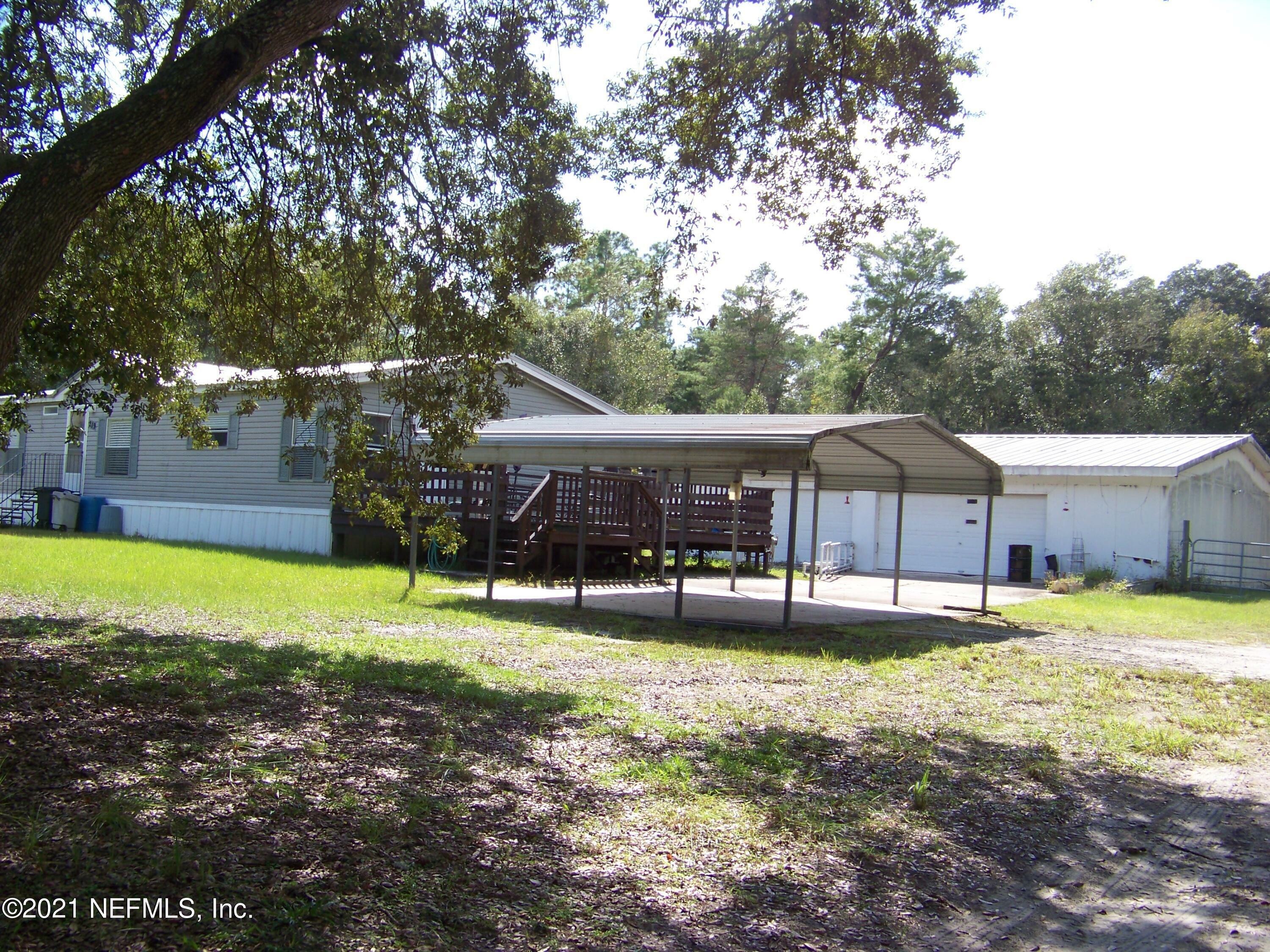 Property Photo:  219 Lake Street  FL 32181 