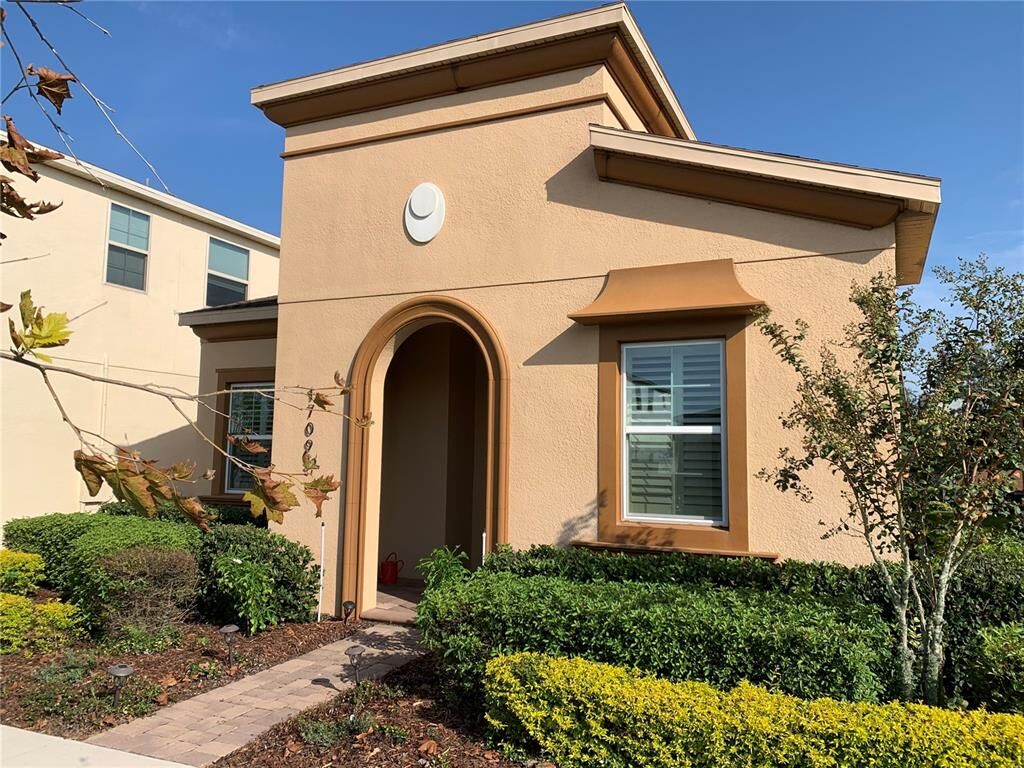 Property Photo: 17095 Harbor Oak Parkway FL 34787