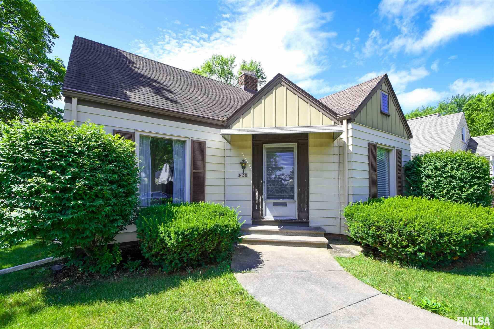 Property Photo:  930 E Norwood  IL 61613 