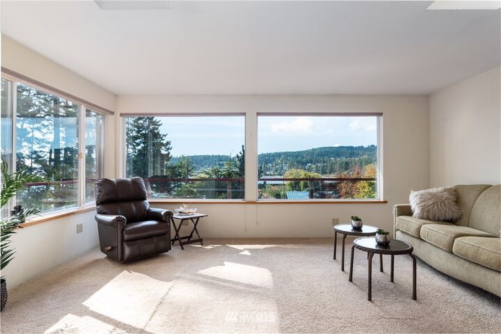 Property Photo:  15189  Doris Street  WA 98221 