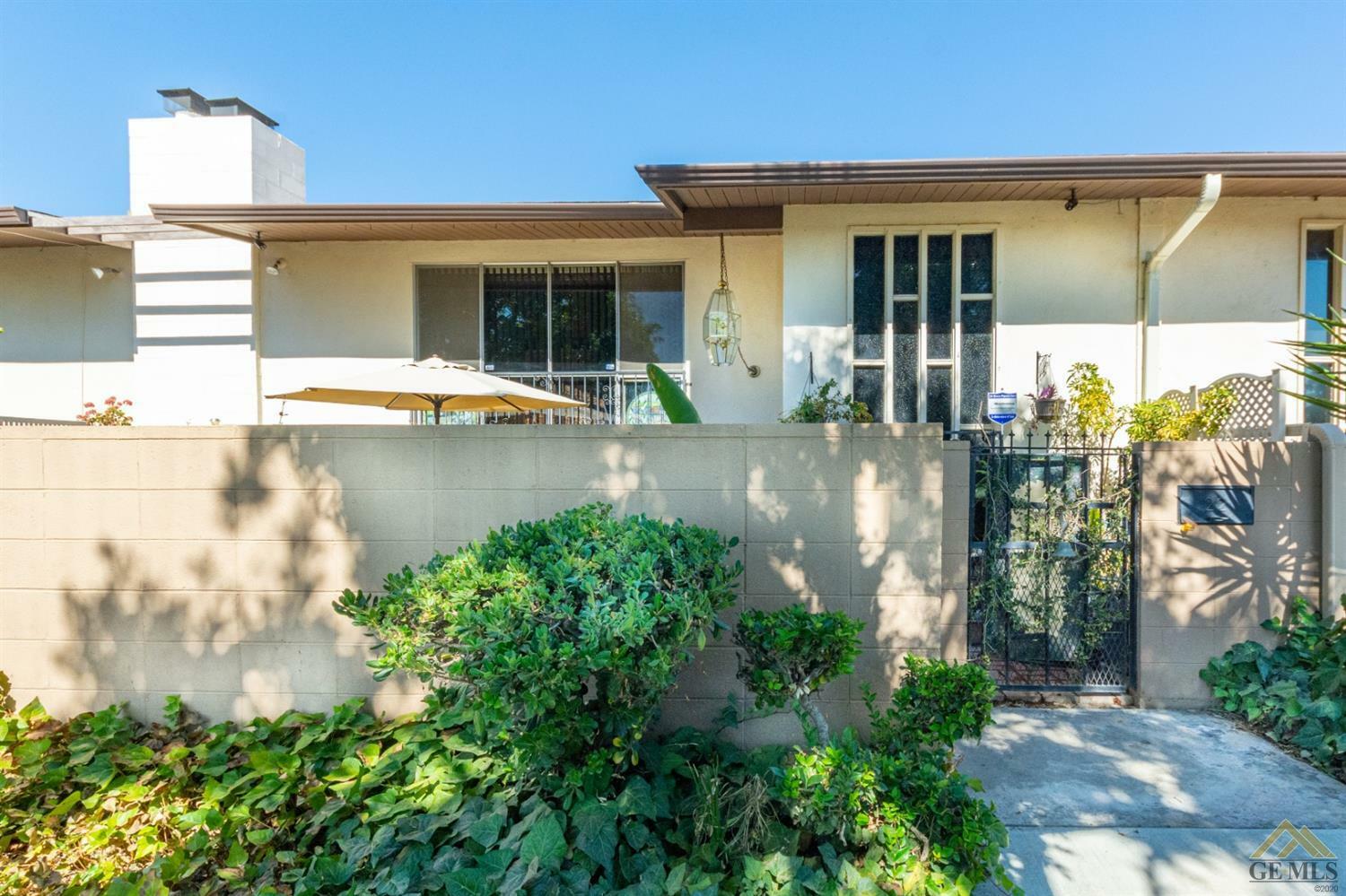 Property Photo:  3901 Union Avenue 22  CA 93305 