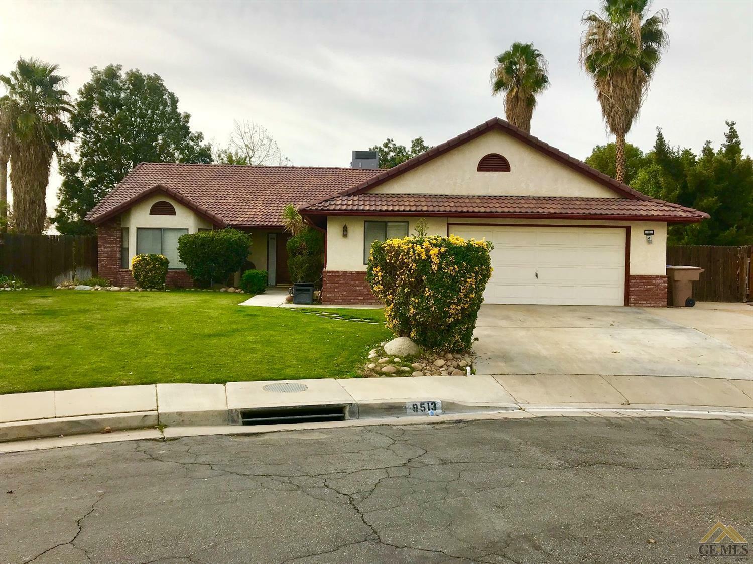 Property Photo:  9513 Huntsman Oak Court  CA 93311 