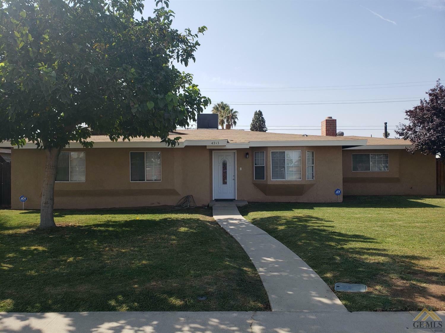 Property Photo:  4213 Monitor Street  CA 93307 