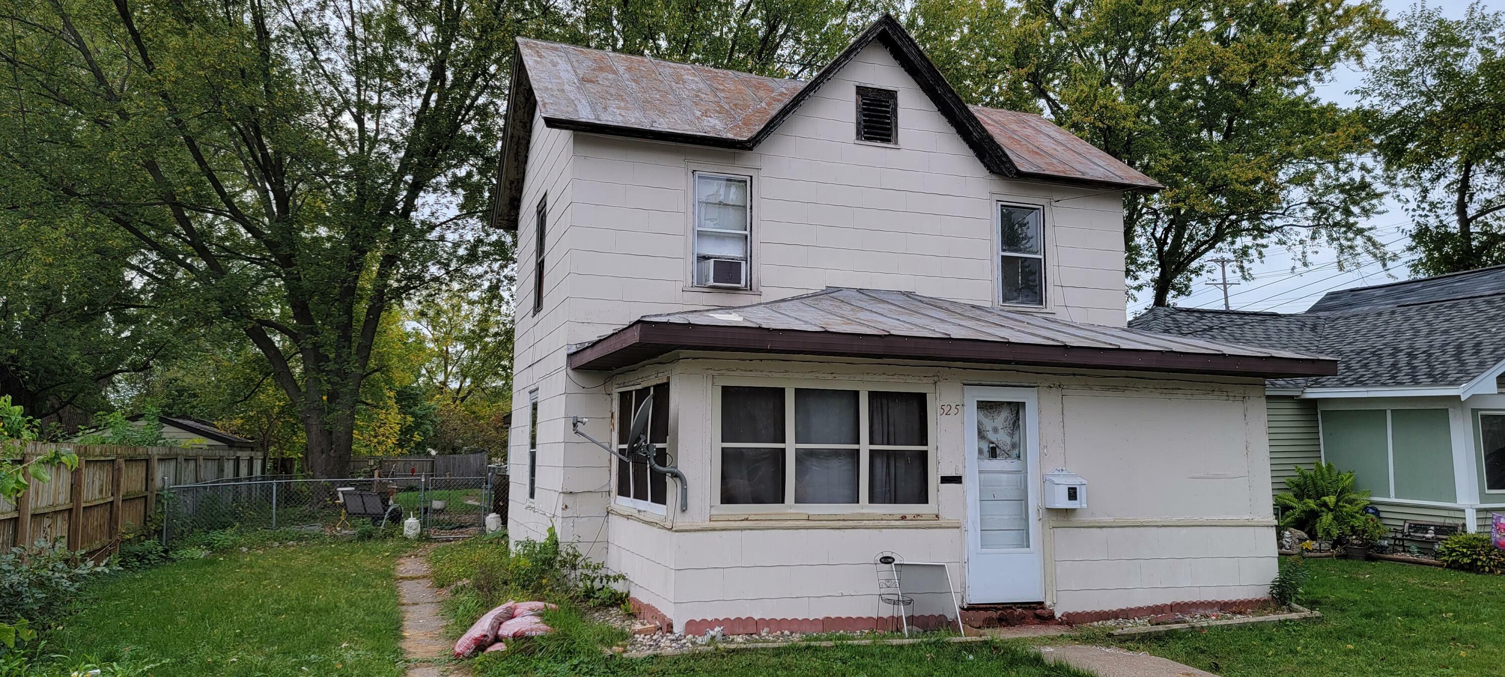 Property Photo:  525 Kane St  WI 54603 