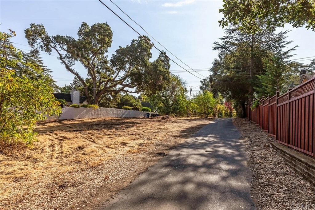 Property Photo:  13845 Saratoga Avenue  CA 95070 