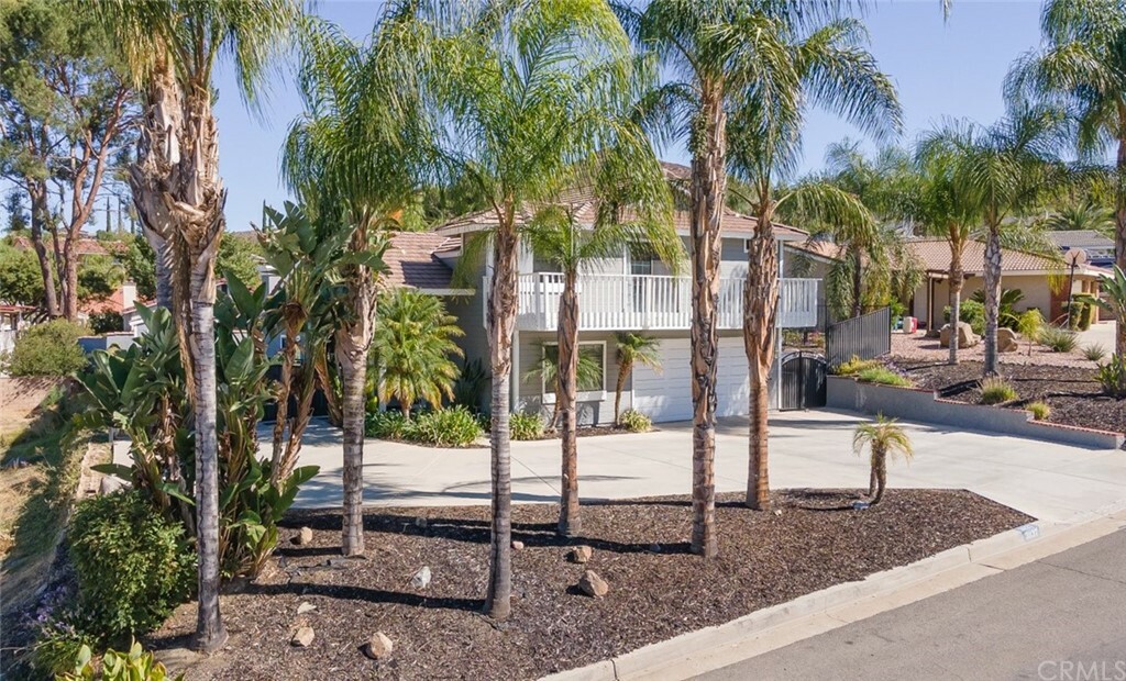 Property Photo:  31137 Emperor Drive  CA 92587 