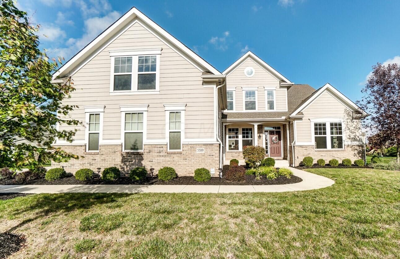 Property Photo:  5589 Newtonmore Place  OH 43016 