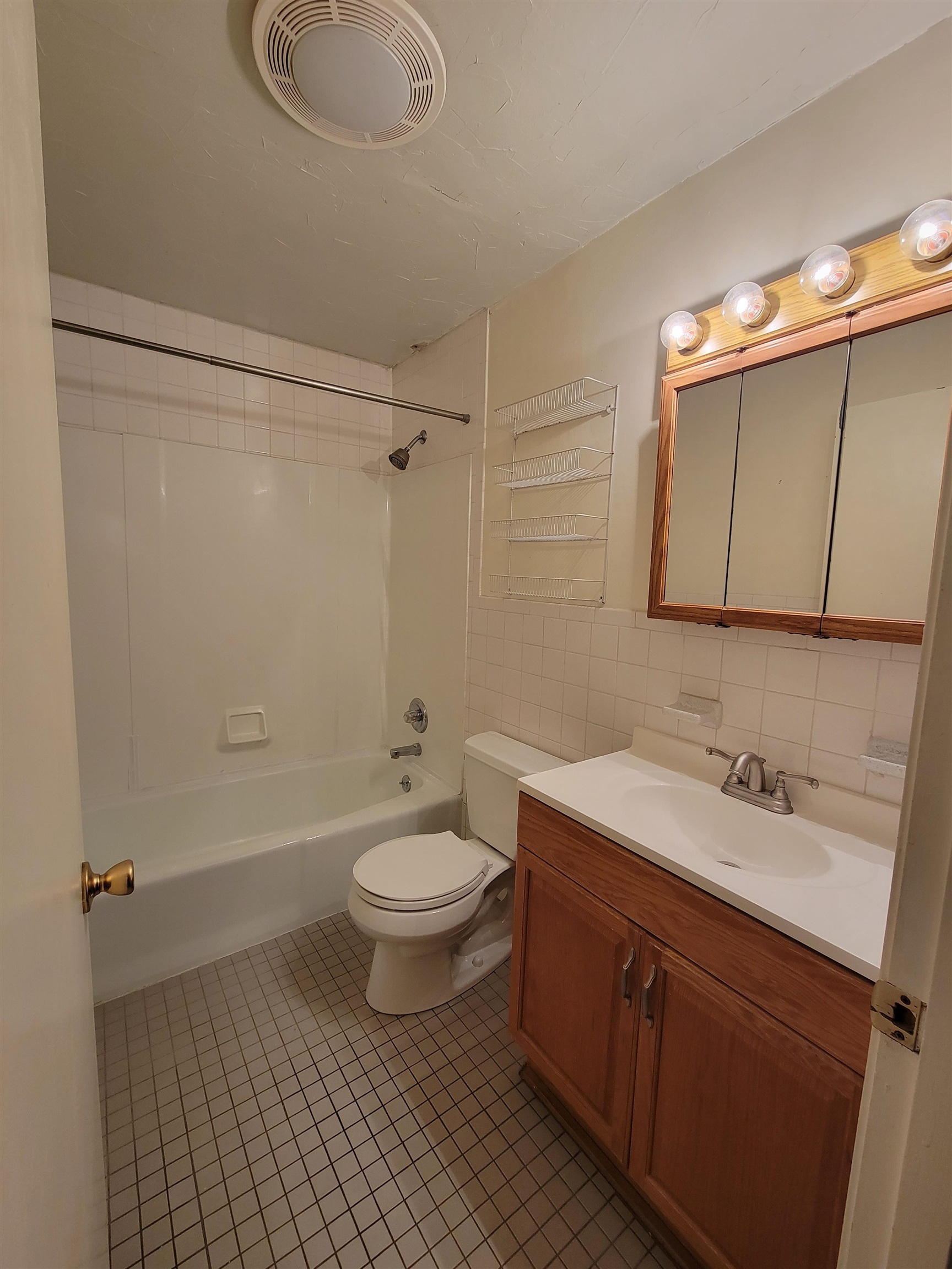 Property Photo: 189N Capital Hill Drive 189 NH 03053