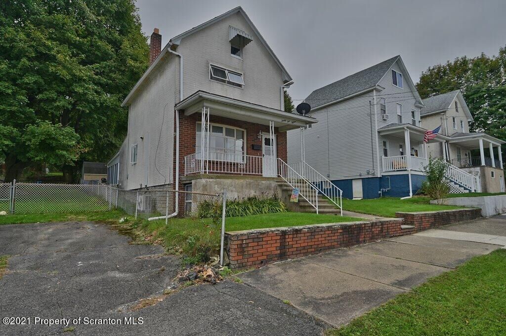 Property Photo:  2115 S Webster Avenue  PA 18505 