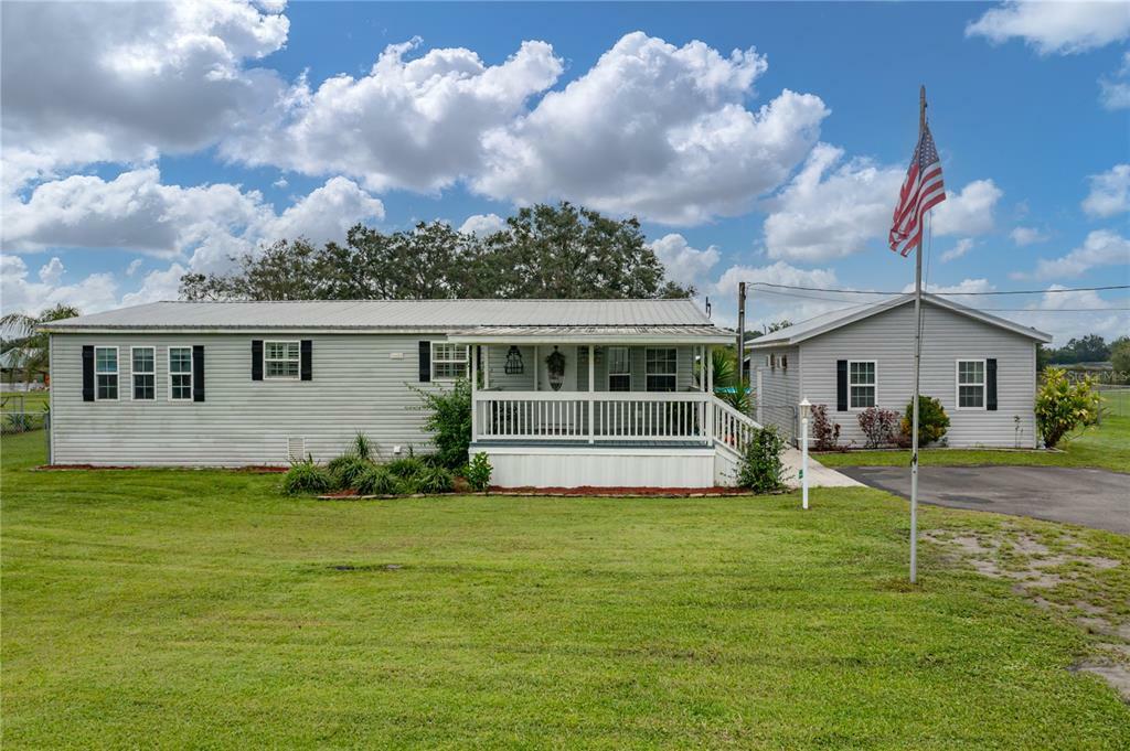 Property Photo:  2828 Clay Turner Road  FL 33566 