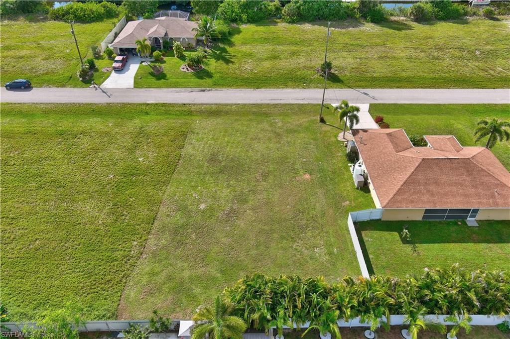 Property Photo:  25 SW 22nd Avenue  FL 33991 