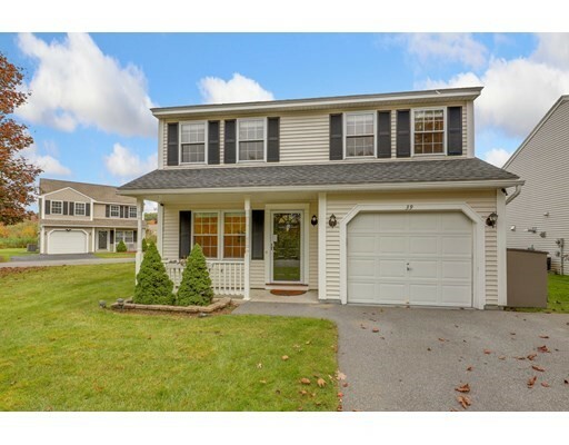 Property Photo: 39 Primrose Cir 39 MA 01876