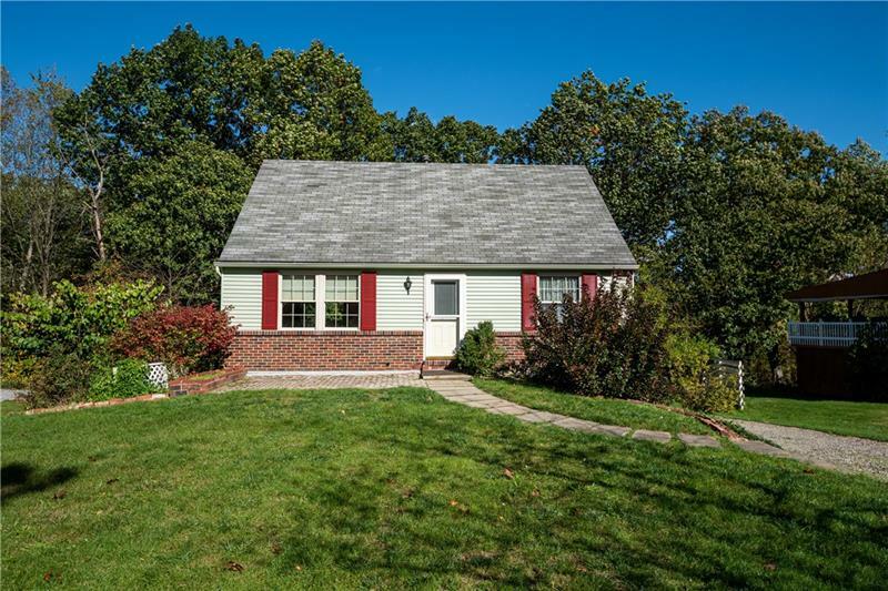 Property Photo:  17 Deer Park Drive  PA 15044 