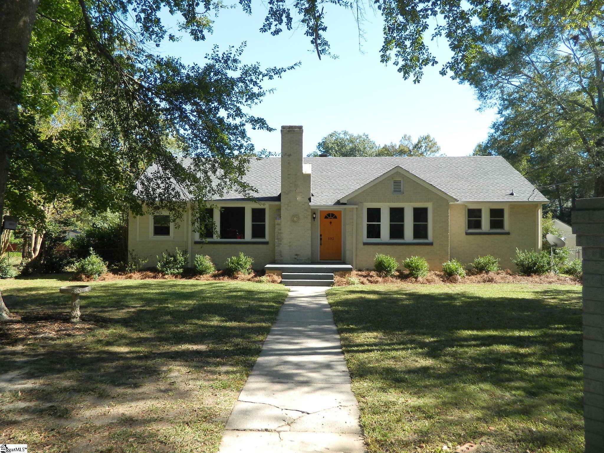 Property Photo:  102 Dean Street  SC 29627 