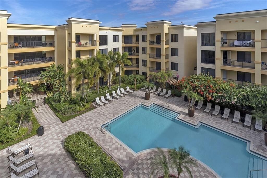 Property Photo:  8770 2br Maitland Summit  FL 32810 