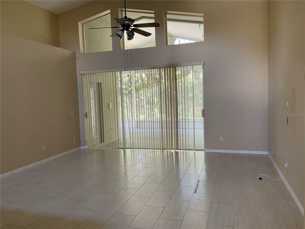 Property Photo:  18306 Weyburne Avenue  FL 33647 