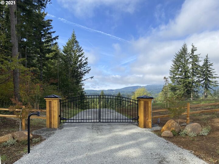 1910 NE Brown Rd  Washougal WA 98671 photo