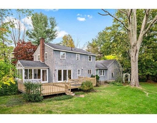 Property Photo:  905 Great Pond Rd  MA 01845 