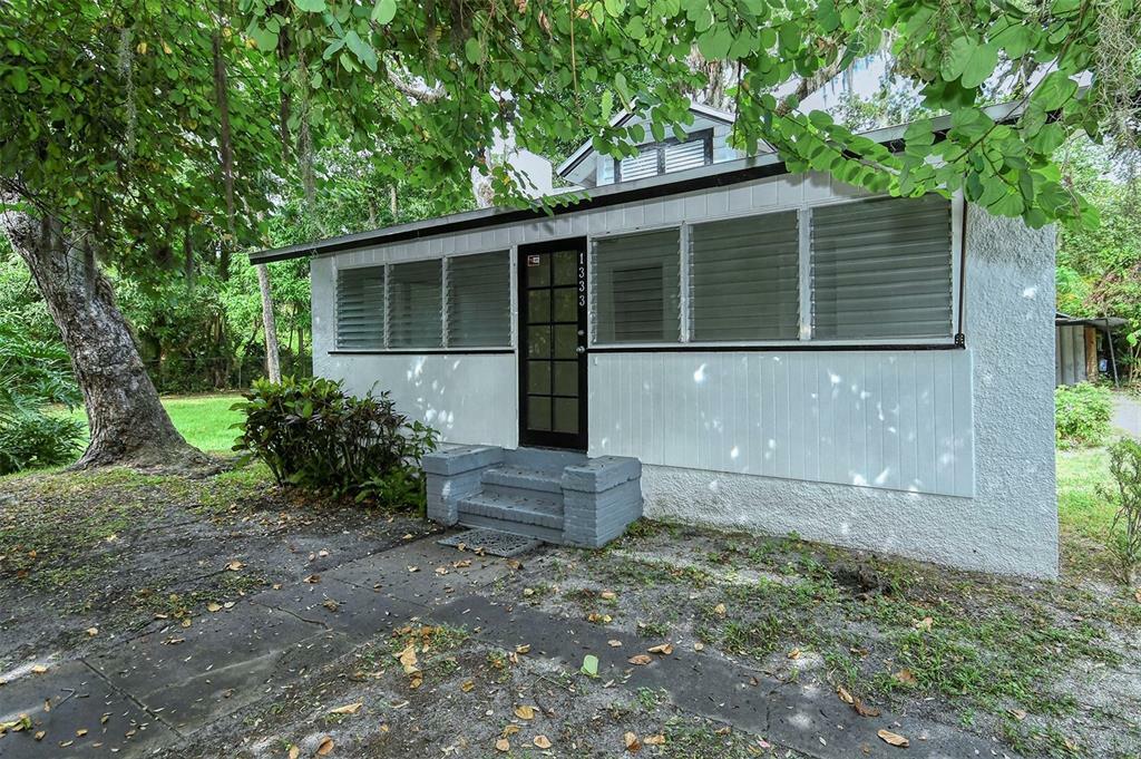 Property Photo:  1333 Myrtle Street  FL 34234 