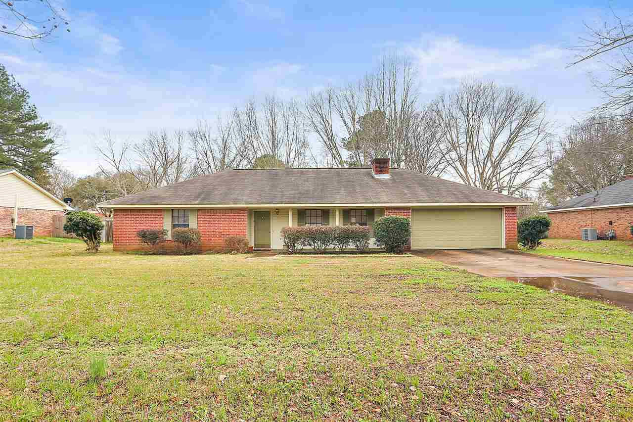 Property Photo:  209 Creekline Drive  MS 39110 