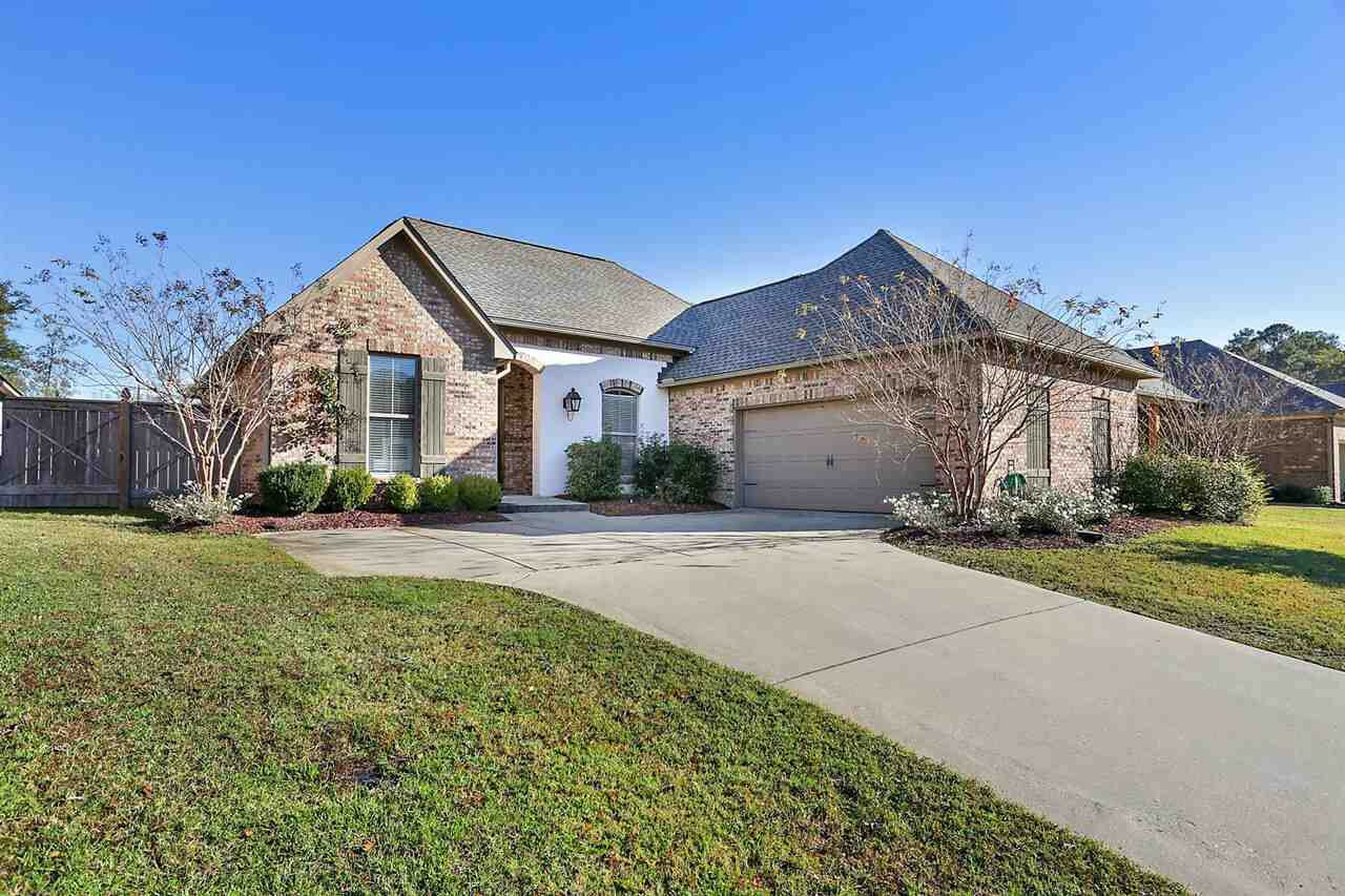 Property Photo:  235 Stonebridge Boulevard  MS 39042 