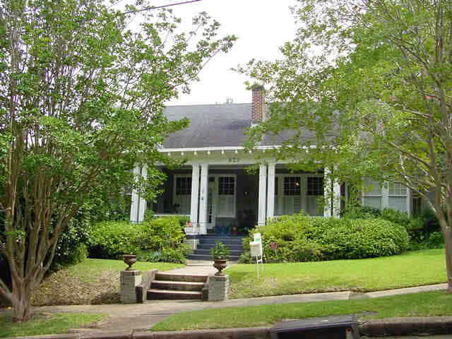 Property Photo:  829 Fairview Street  MS 39202 