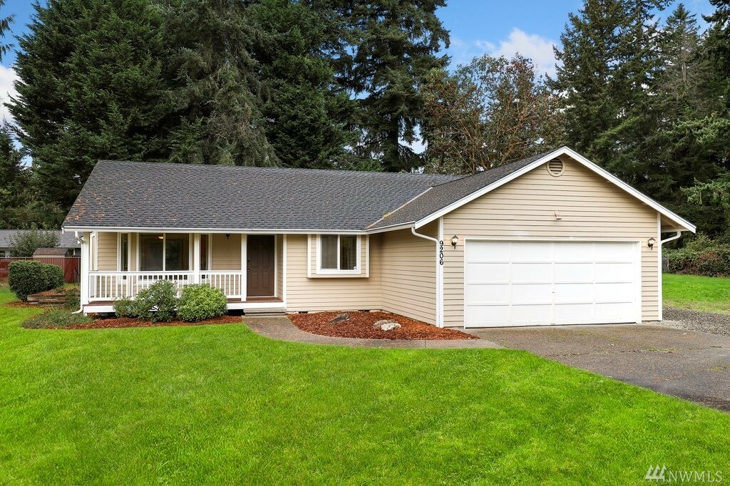 9206 165th Ave SW  Longbranch WA 98531 photo